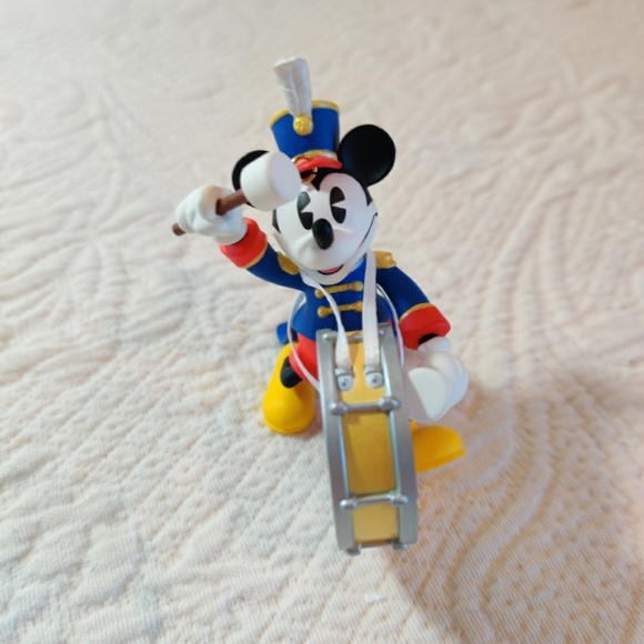 HALLMARK Keepsake 1997 BANDLEADER MICKEY MOUSE Disney CHRISTMAS ORNAMENT Vtg - Picture 4 of 7